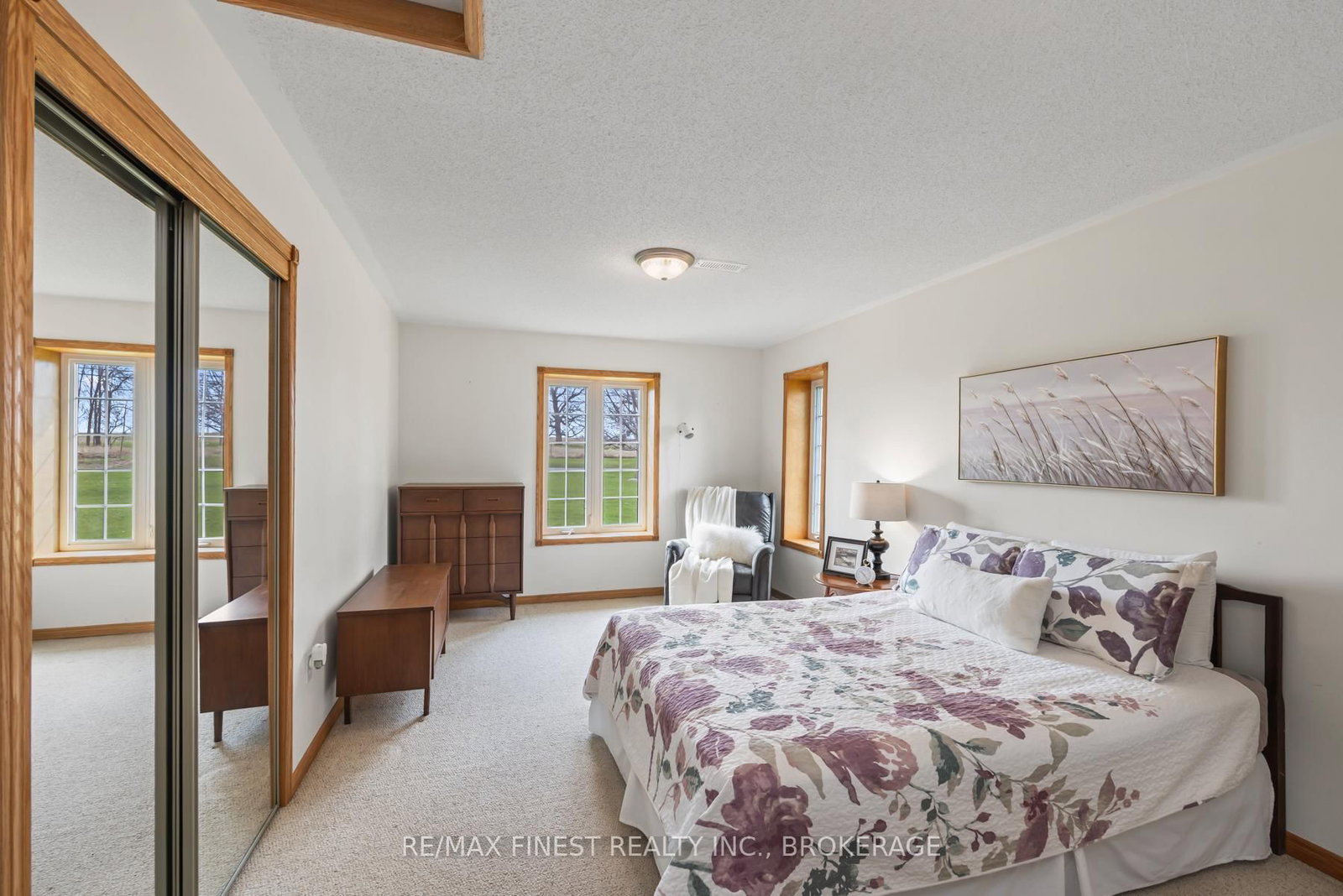 2800 Front Road • Stella, ON photo 31