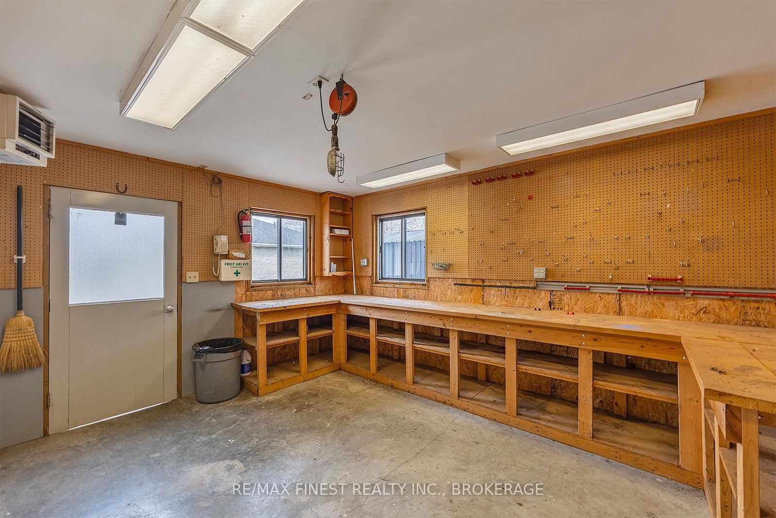 2800 Front Road • Stella, ON photo 36