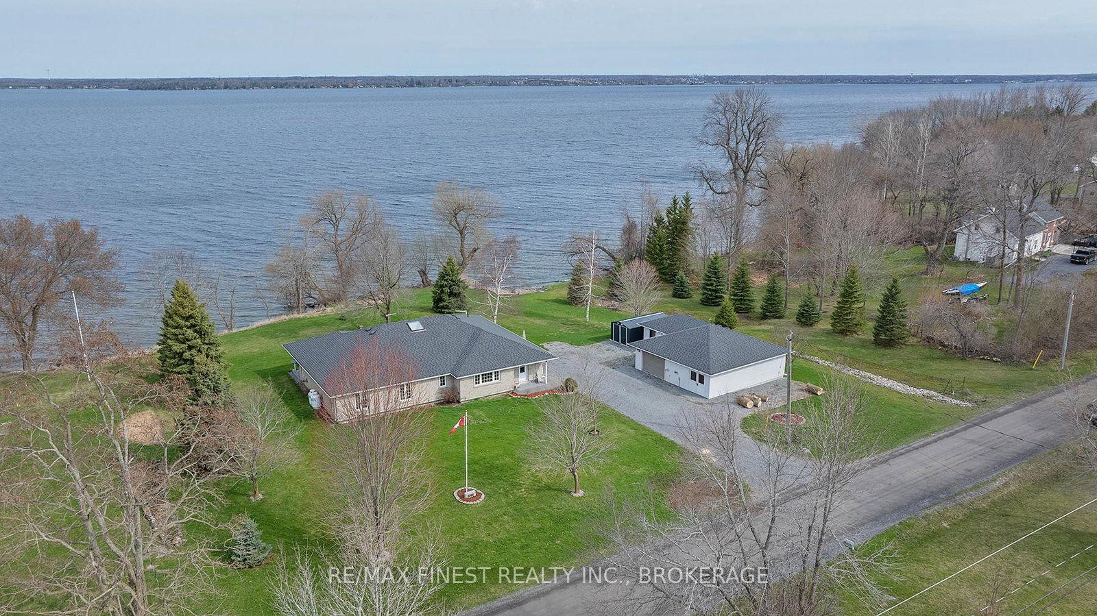 2800 Front Road • Stella, ON photo 44