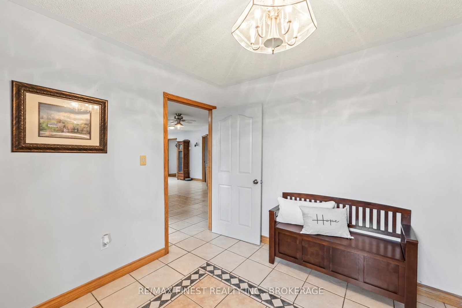 2800 Front Road • Stella, ON photo 9