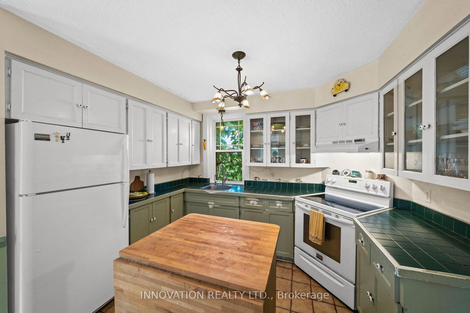 3133 Woodkilton Road • Ottawa, ON photo 10