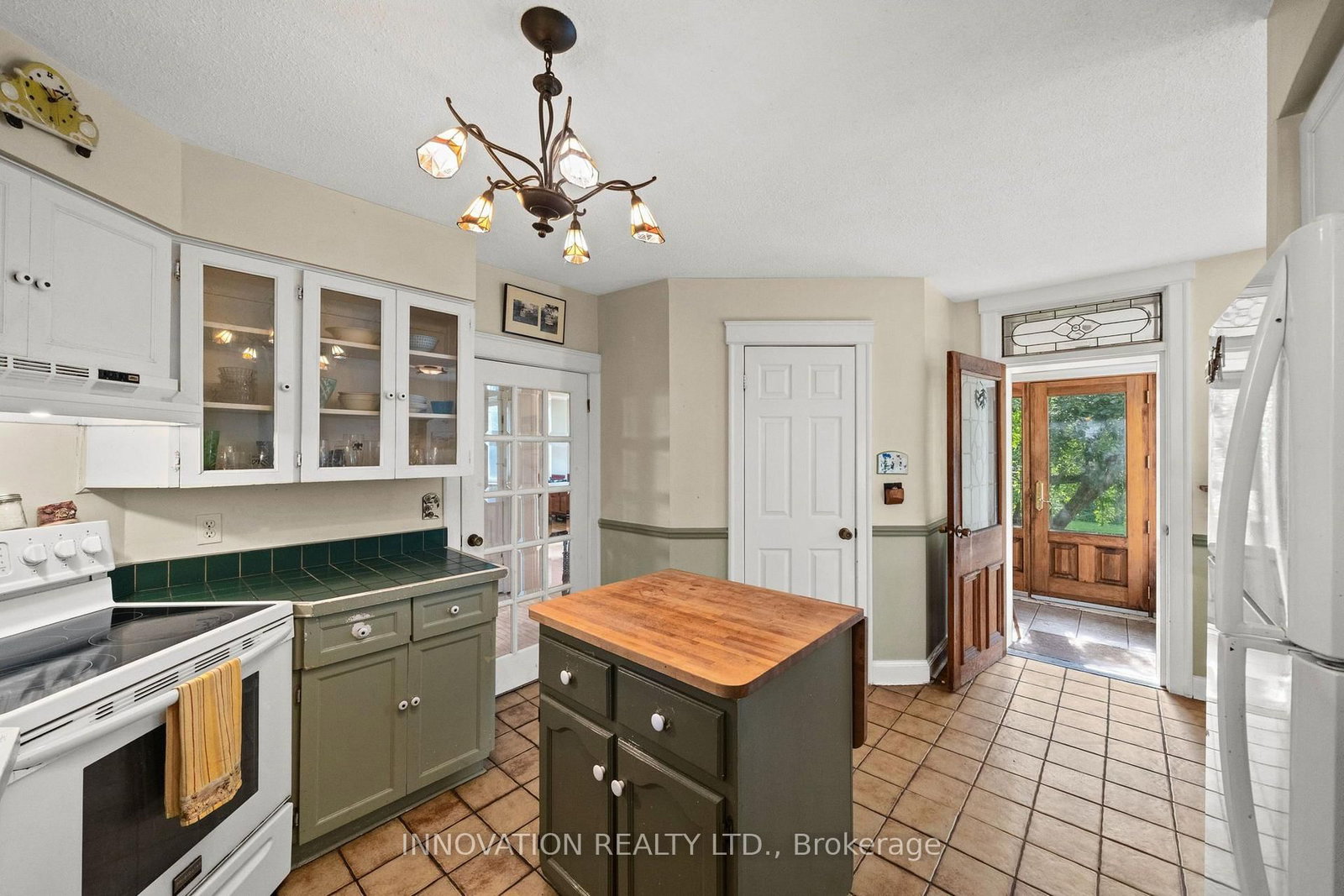 3133 Woodkilton Road • Ottawa, ON photo 11