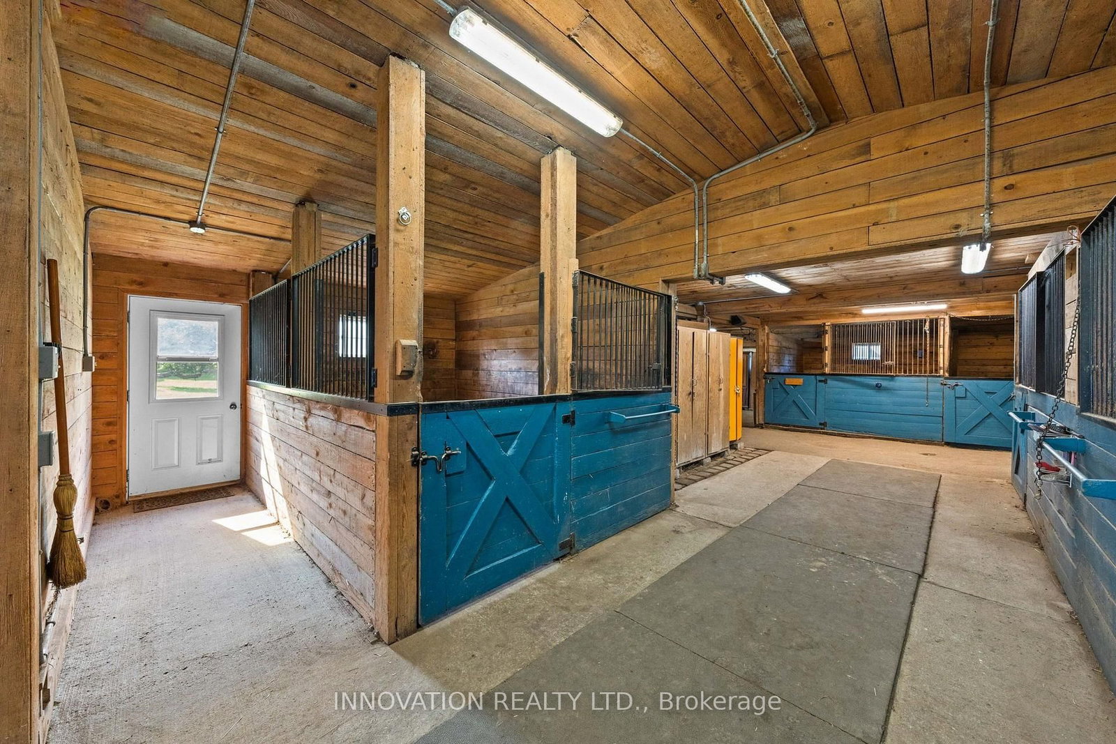 3133 Woodkilton Road • Ottawa, ON photo 41