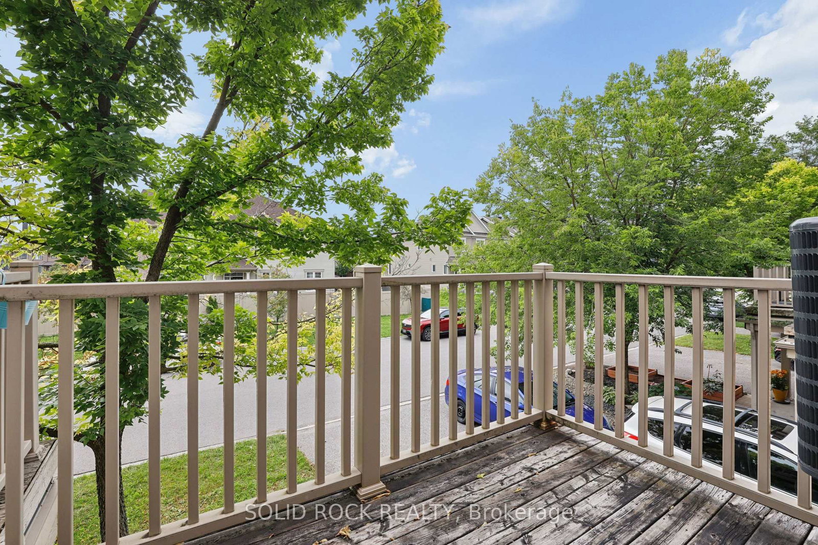 2529 Waterlilly Way • Ottawa, ON photo 14