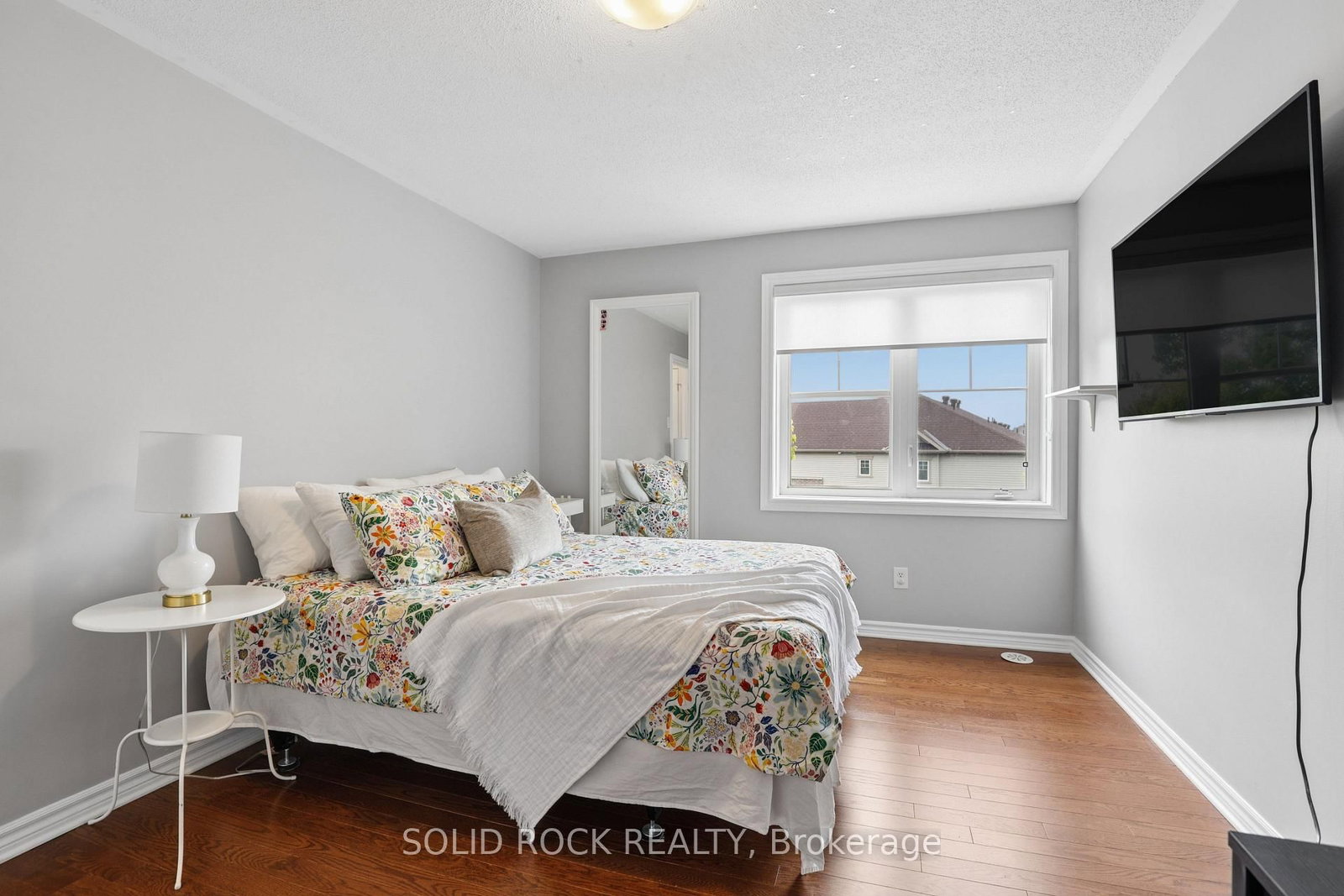 2529 Waterlilly Way • Ottawa, ON photo 16