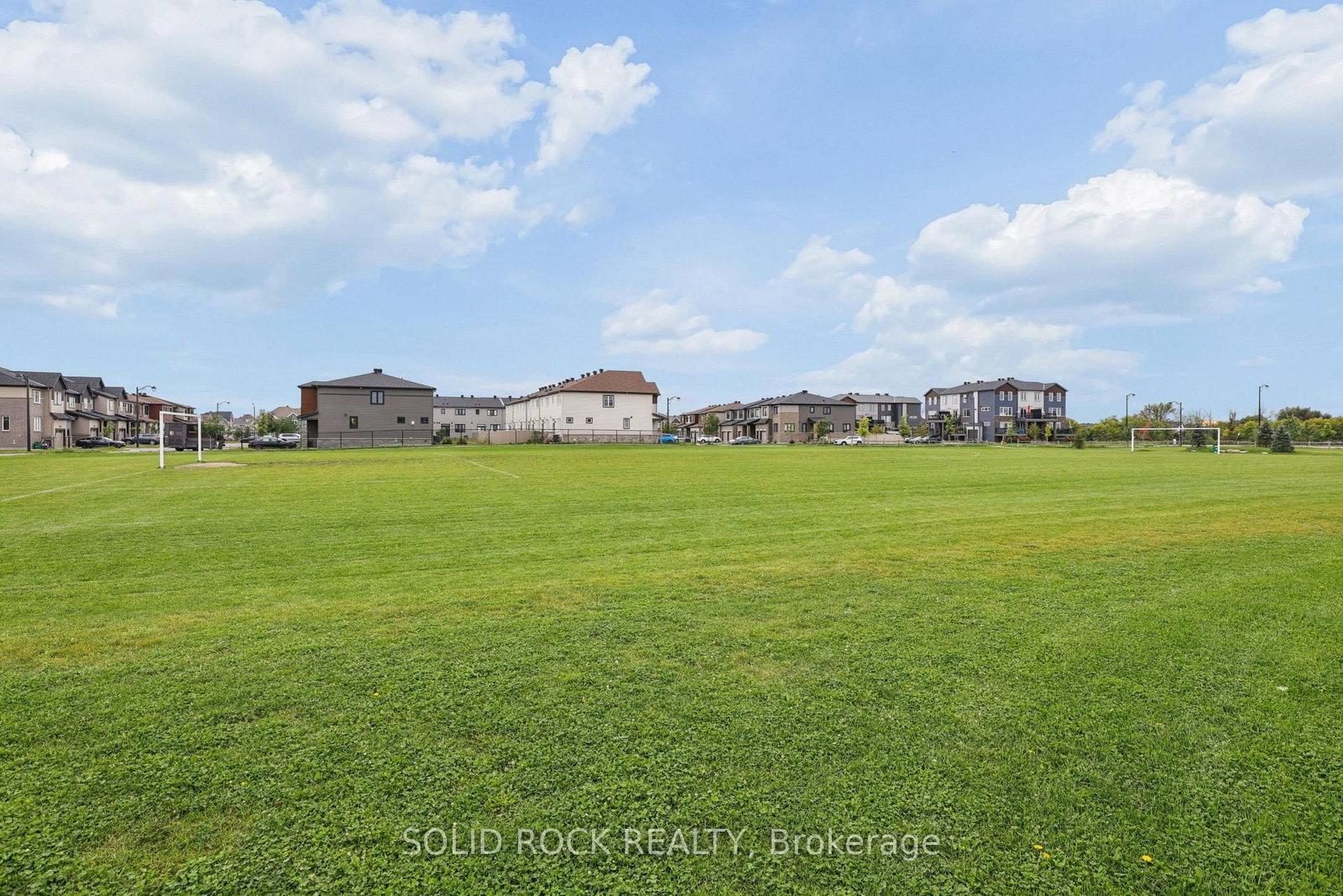 2529 Waterlilly Way • Ottawa, ON photo 23