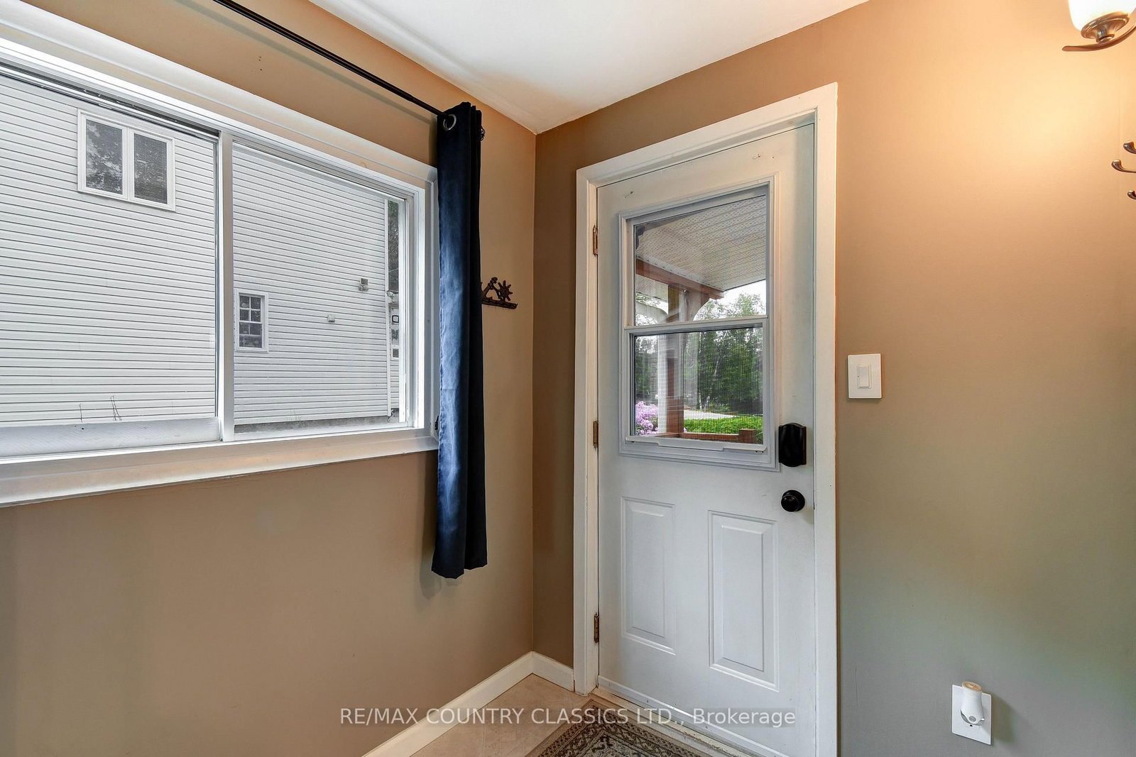 1055 Burleigh Road • Highlands East, ON photo 9