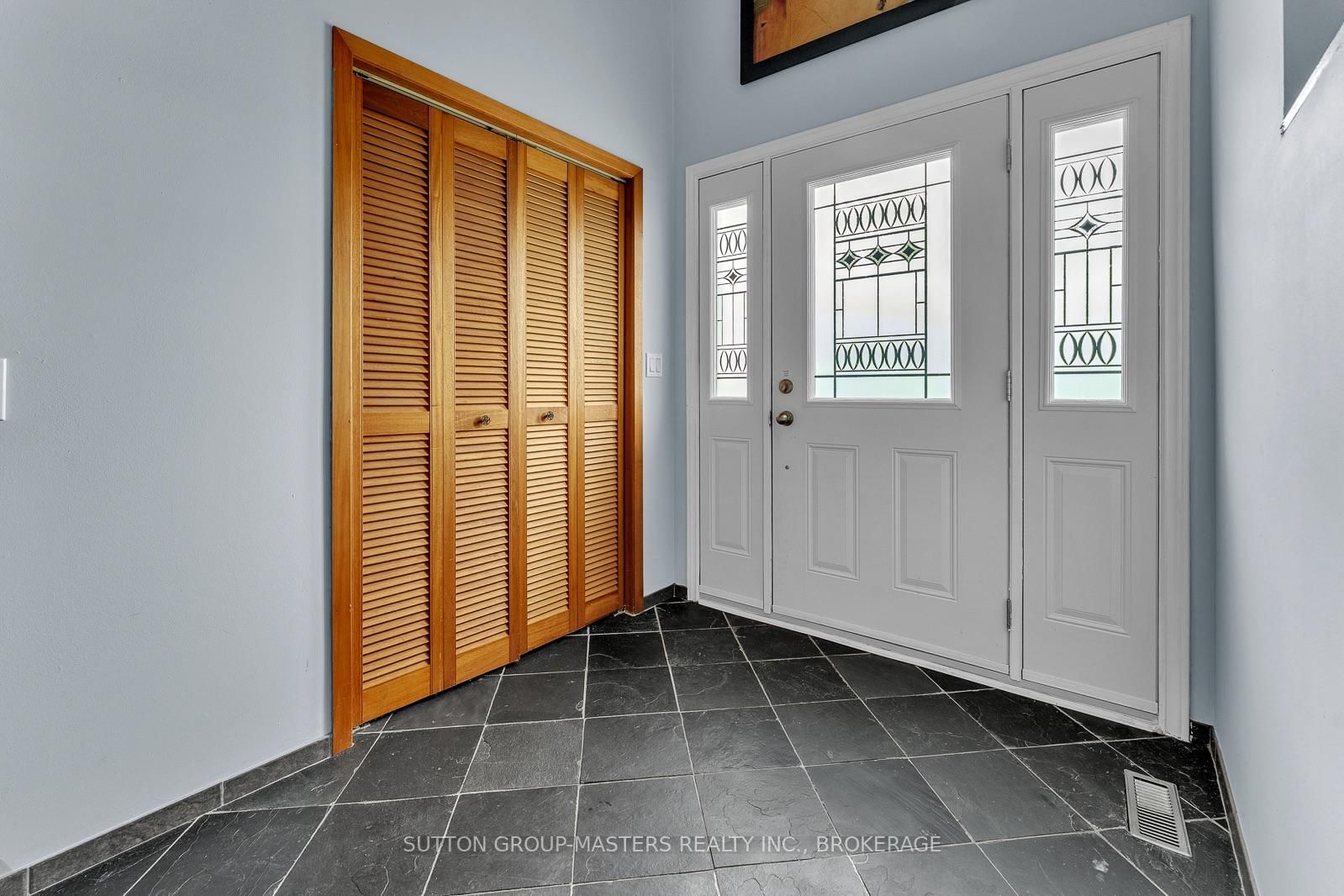 2 Stonehead Circle • Kingston, ON photo 14