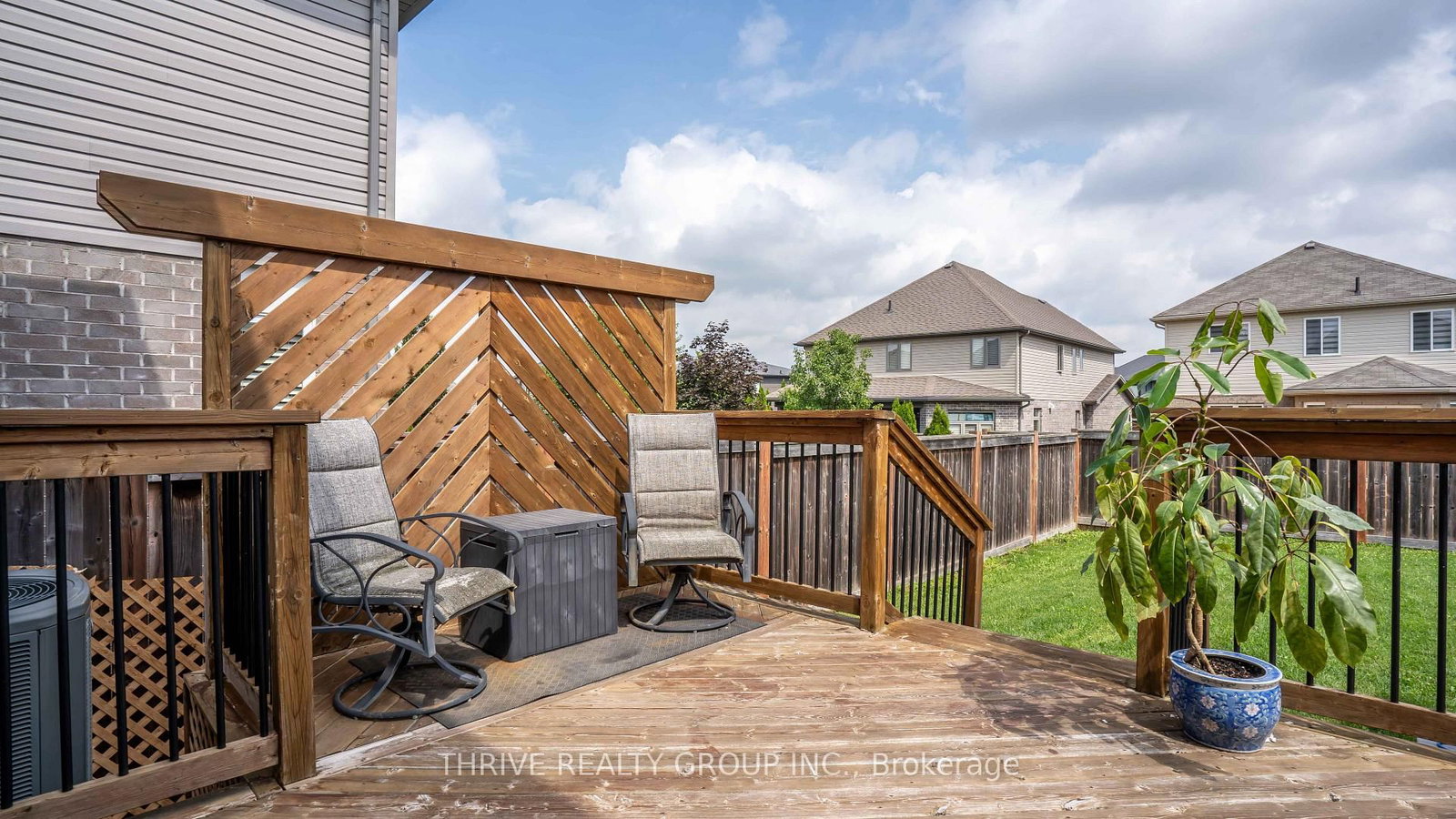 2695 Foxbend Link • London North, ON photo 28