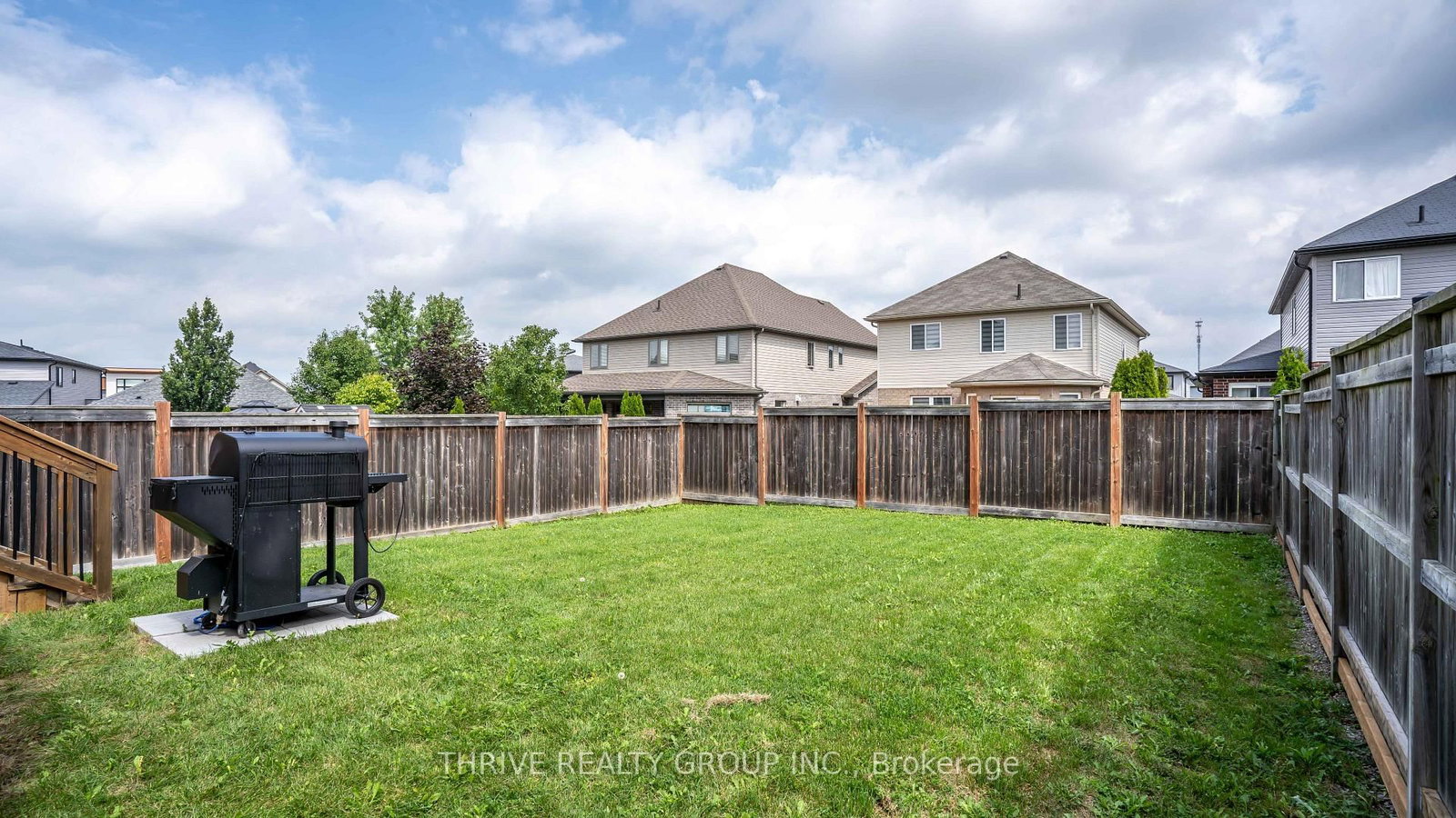 2695 Foxbend Link • London North, ON photo 30