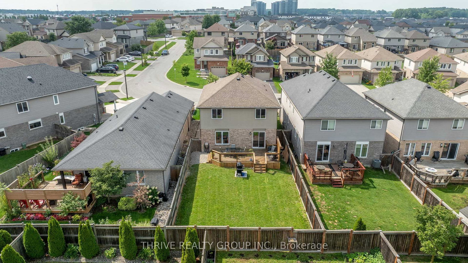2695 Foxbend Link • London North, ON photo 31