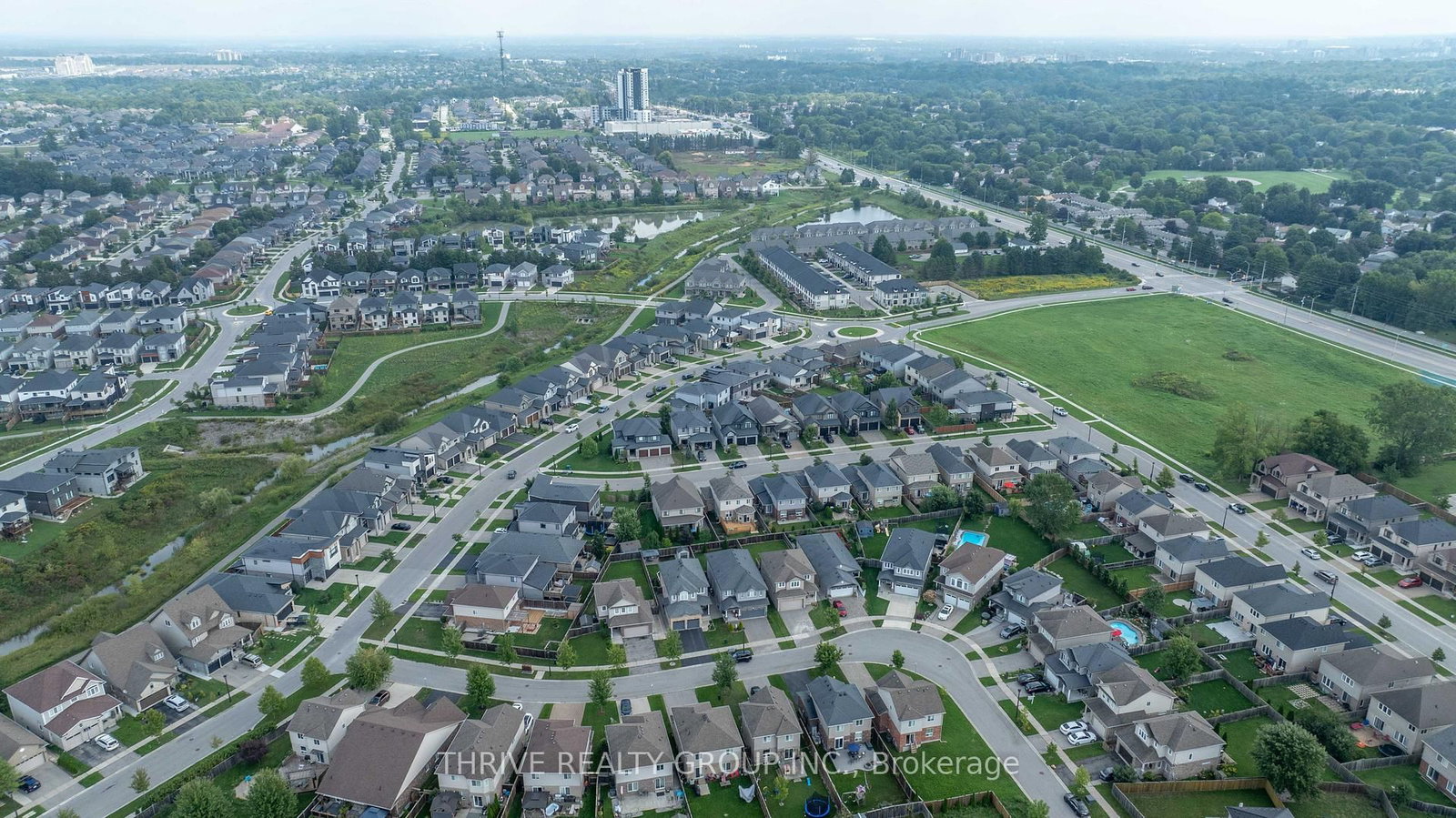 2695 Foxbend Link • London North, ON photo 32
