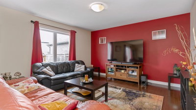2695 Foxbend Link • London North, ON photo 9
