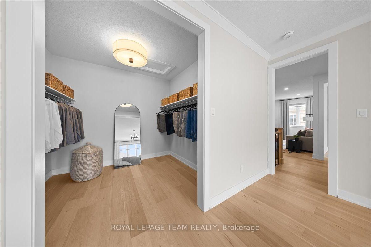 6021 Homecraft Street • Richmond, ON photo 26