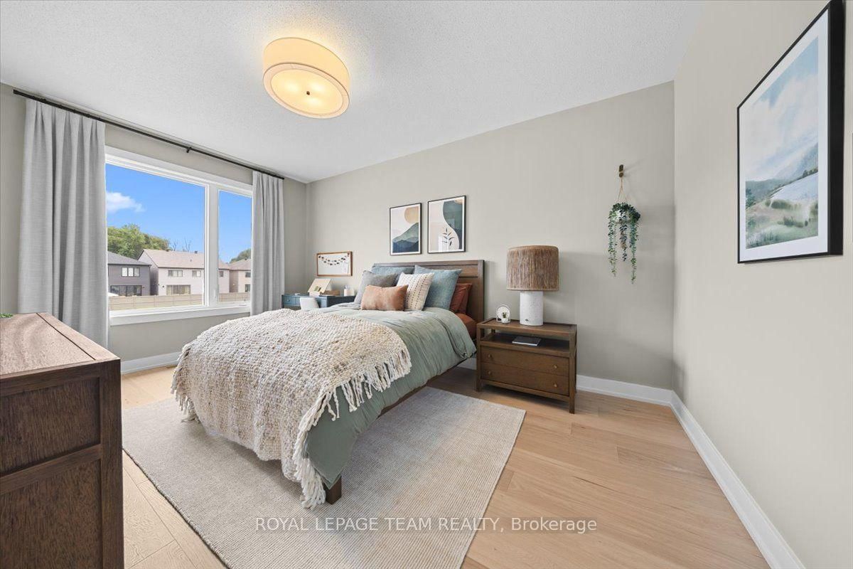 6021 Homecraft Street • Richmond, ON photo 33