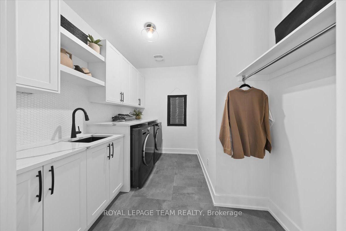 6021 Homecraft Street • Richmond, ON photo 34