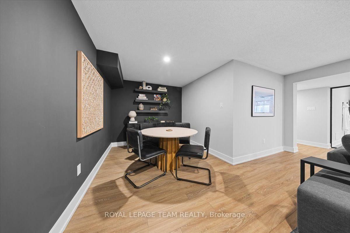 6021 Homecraft Street • Richmond, ON photo 39