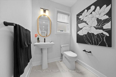 6021 Homecraft Street • Richmond, ON photo 8