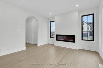 51 Blue Spruce Avenue • Thames Centre, ON photo 7