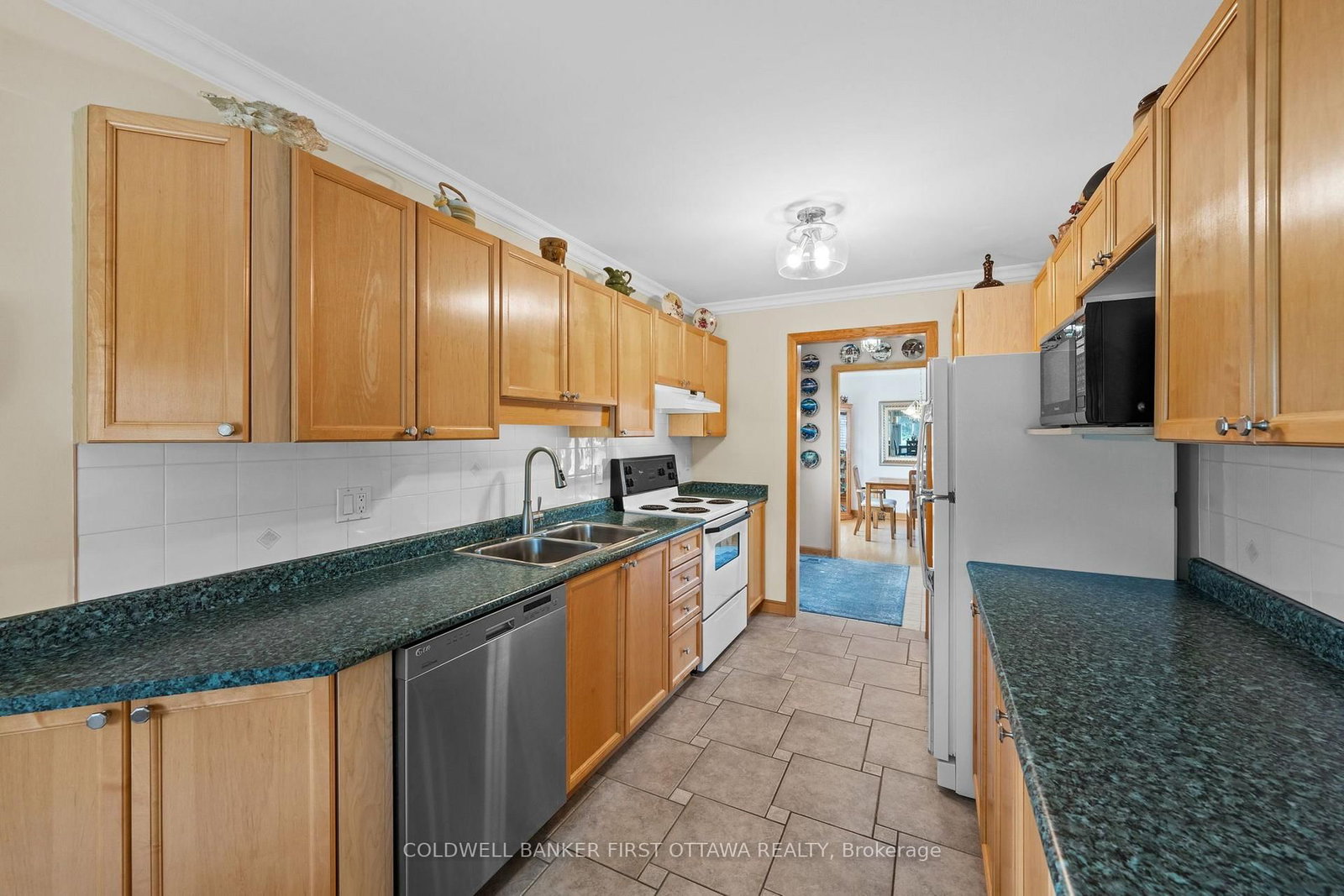 1170 Ambercrest Street • Ottawa, ON photo 10