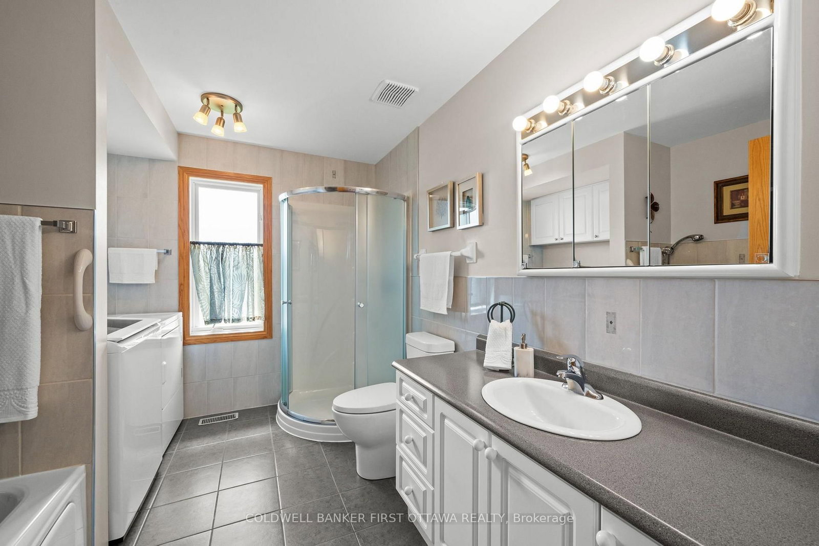 1170 Ambercrest Street • Ottawa, ON photo 25