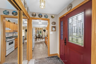 1170 Ambercrest Street • Ottawa, ON photo 6