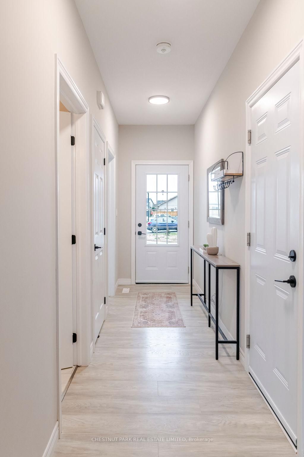 27 Dayton Court • Prince Edward County, ON photo 3