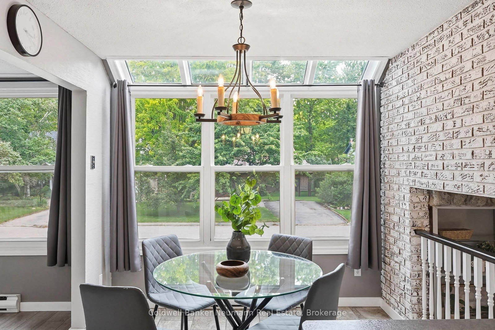 8 Pickwick Place • Guelph, ON photo 10