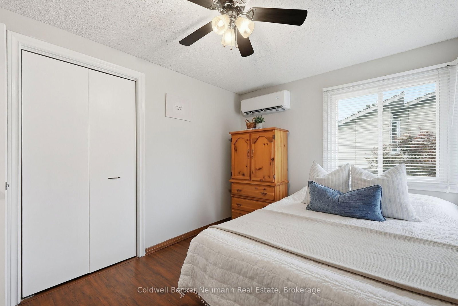 8 Pickwick Place • Guelph, ON photo 23