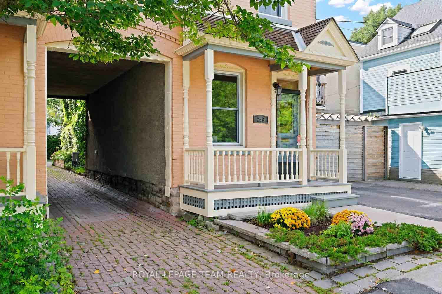 236 Cathcart Street • Ottawa, ON photo 1