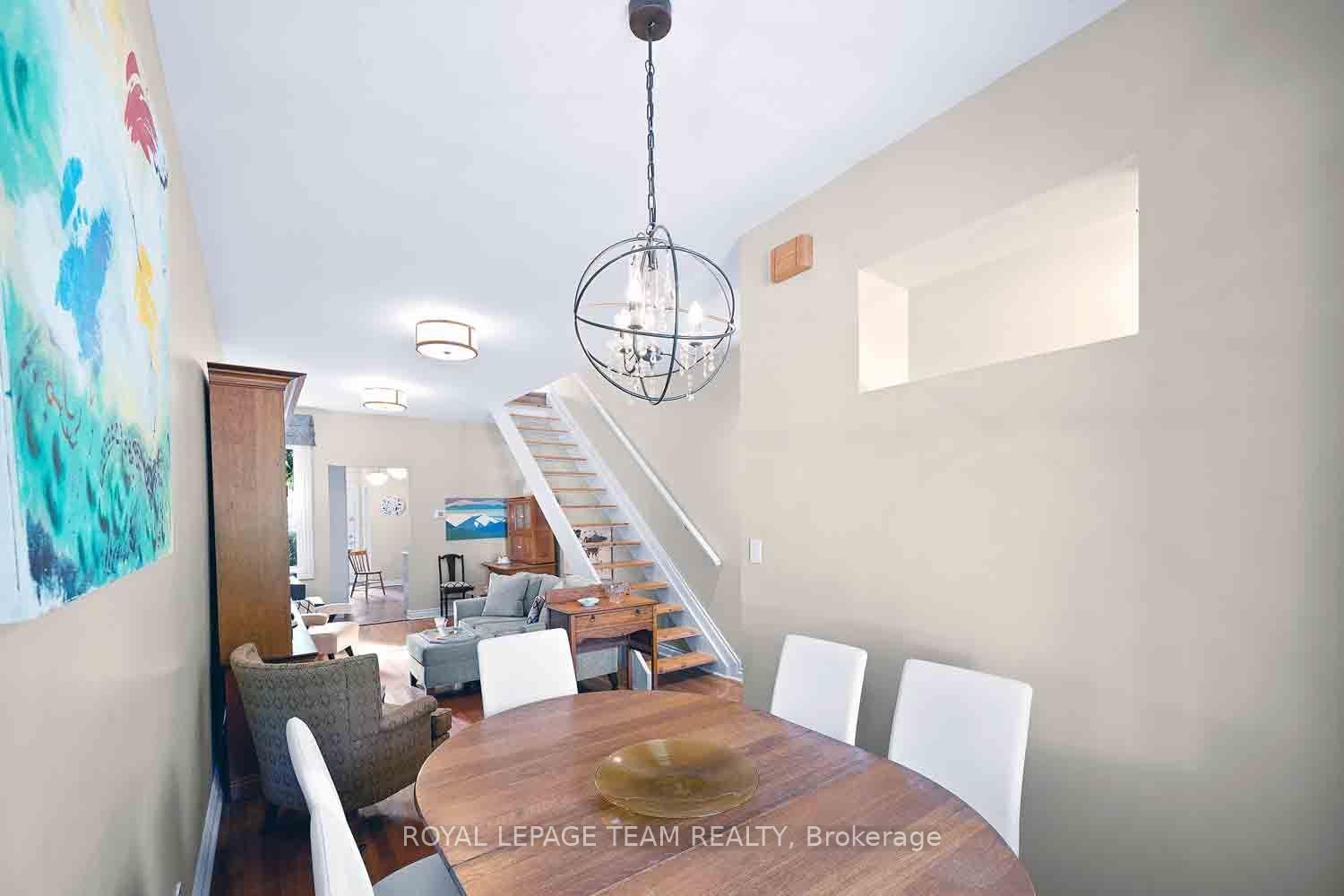 236 Cathcart Street • Ottawa, ON photo 13