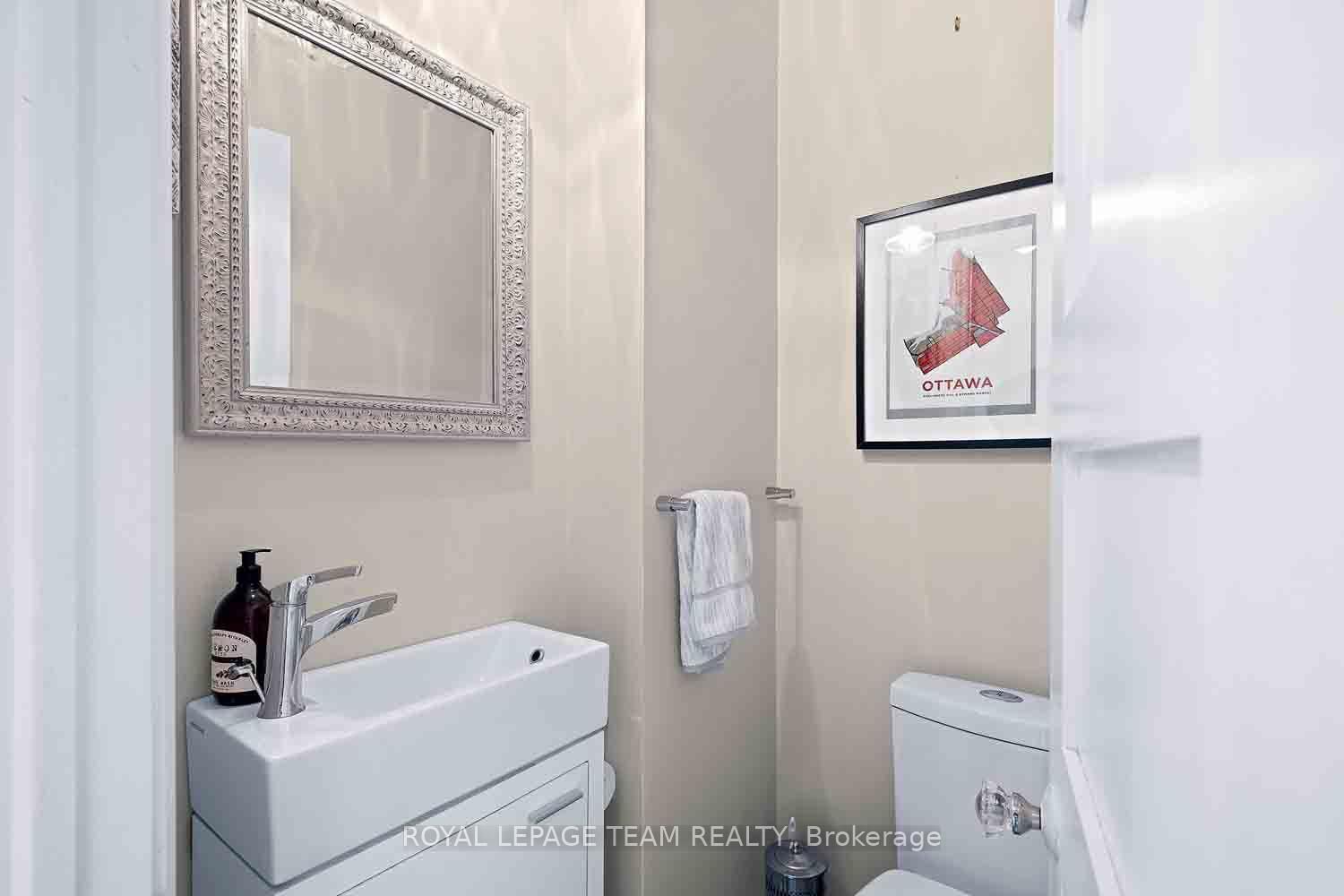 236 Cathcart Street • Ottawa, ON photo 20