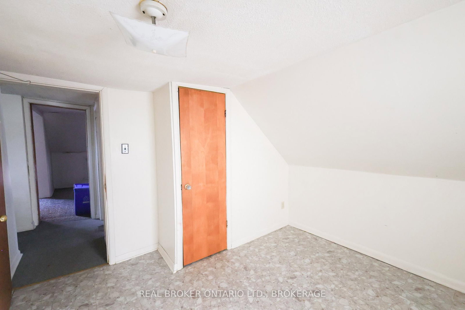 407 Montreal Road • Cornwall, ON photo 15