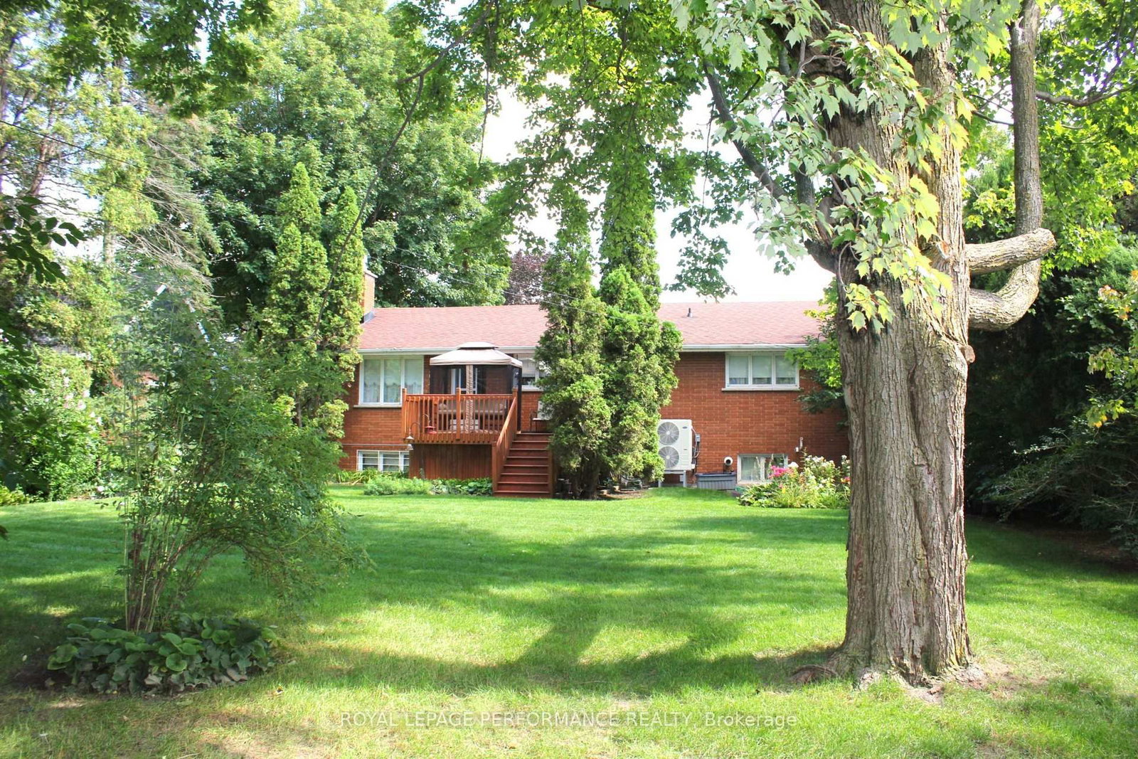 729 Iroquois Drive • Cornwall, ON photo 10