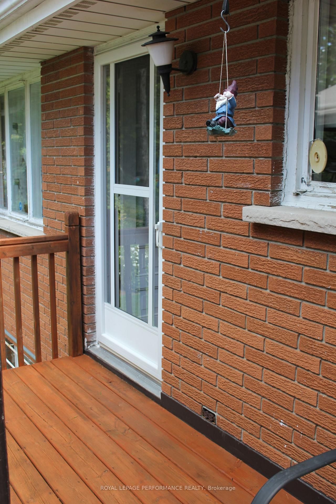729 Iroquois Drive • Cornwall, ON photo 15