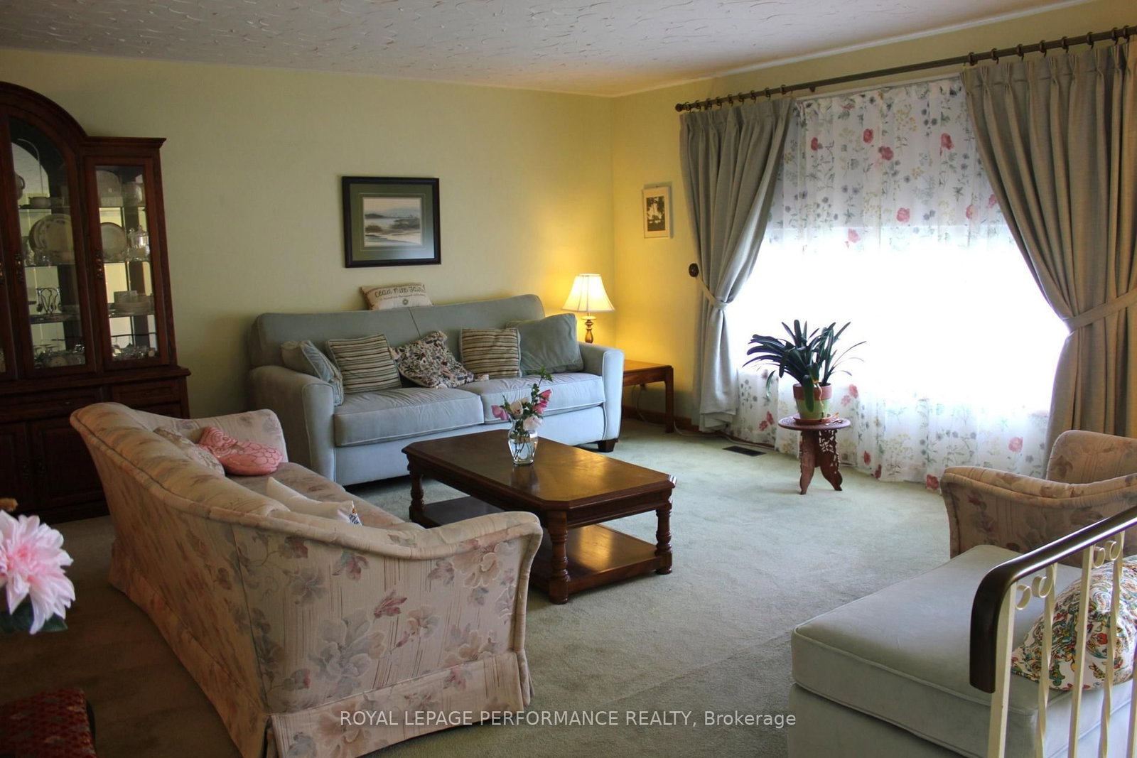 729 Iroquois Drive • Cornwall, ON photo 17