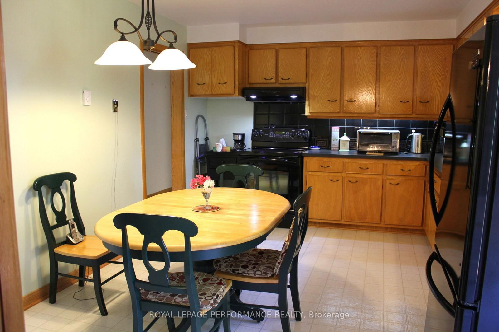 729 Iroquois Drive • Cornwall, ON photo 24