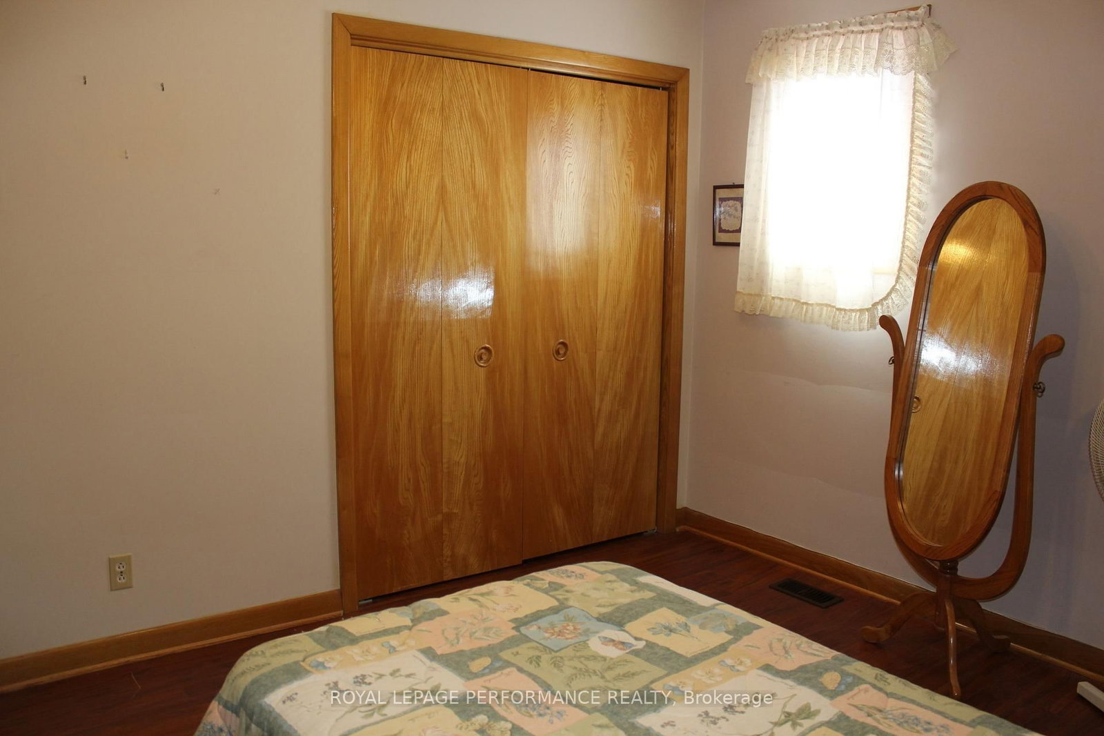 729 Iroquois Drive • Cornwall, ON photo 29