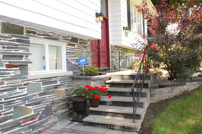 729 Iroquois Drive