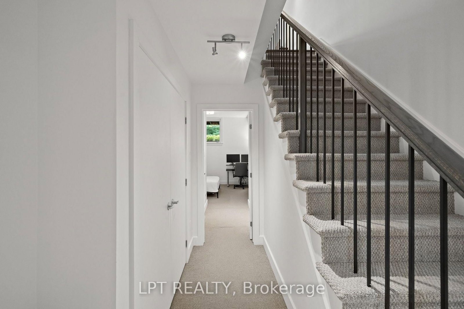 21 Bergeron Private • Orleans, ON photo 27