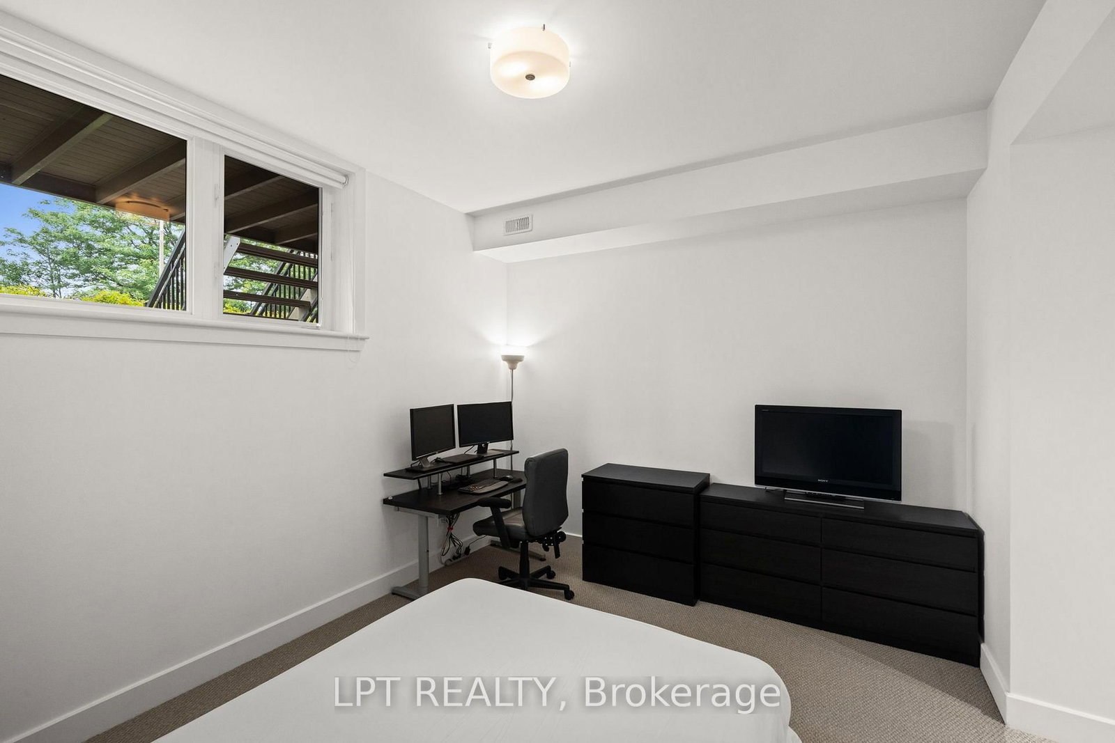 21 Bergeron Private • Orleans, ON photo 30