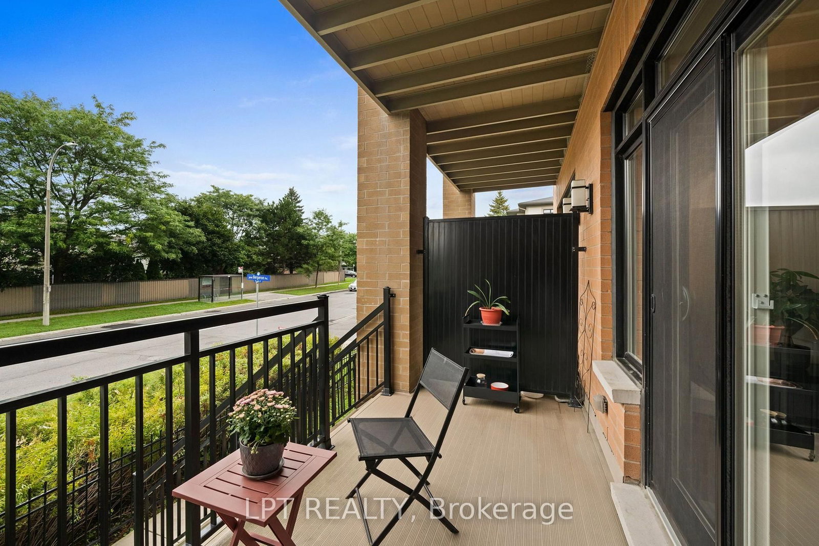 21 Bergeron Private • Orleans, ON photo 38