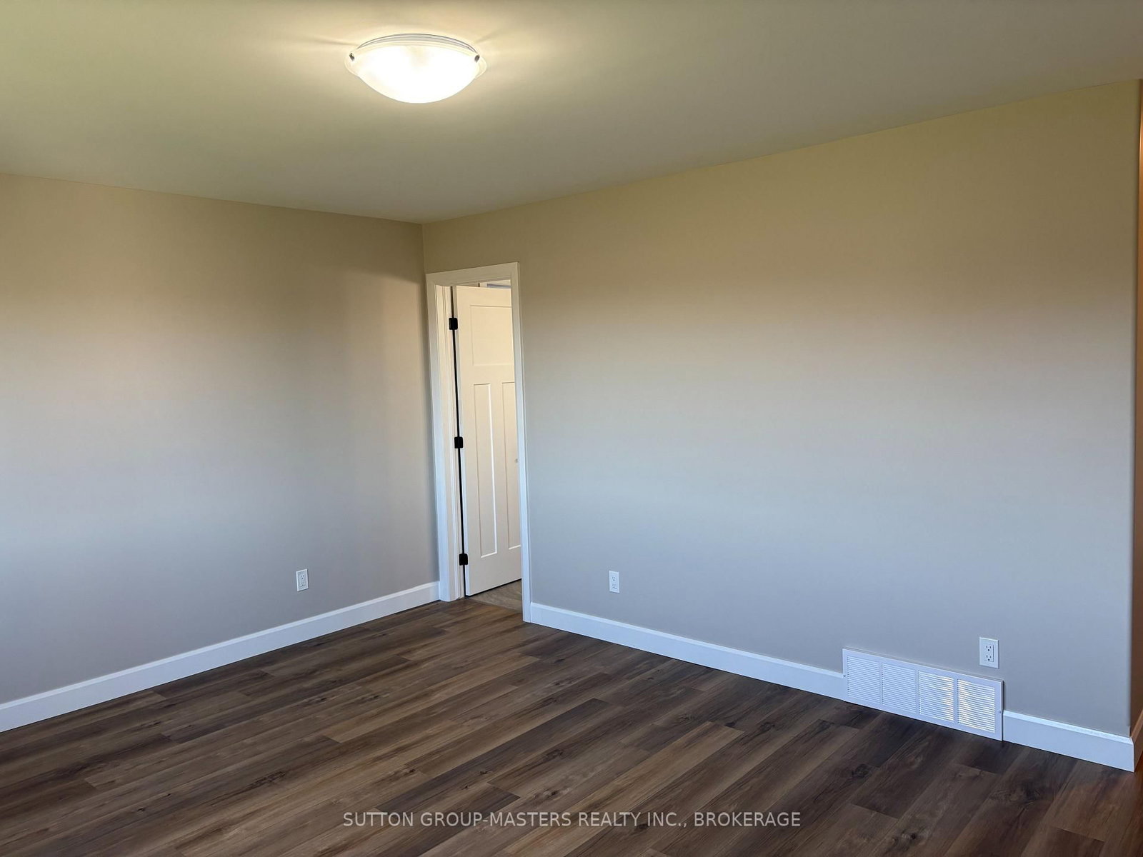 812 Windermere Drive • Kingston, ON photo 11