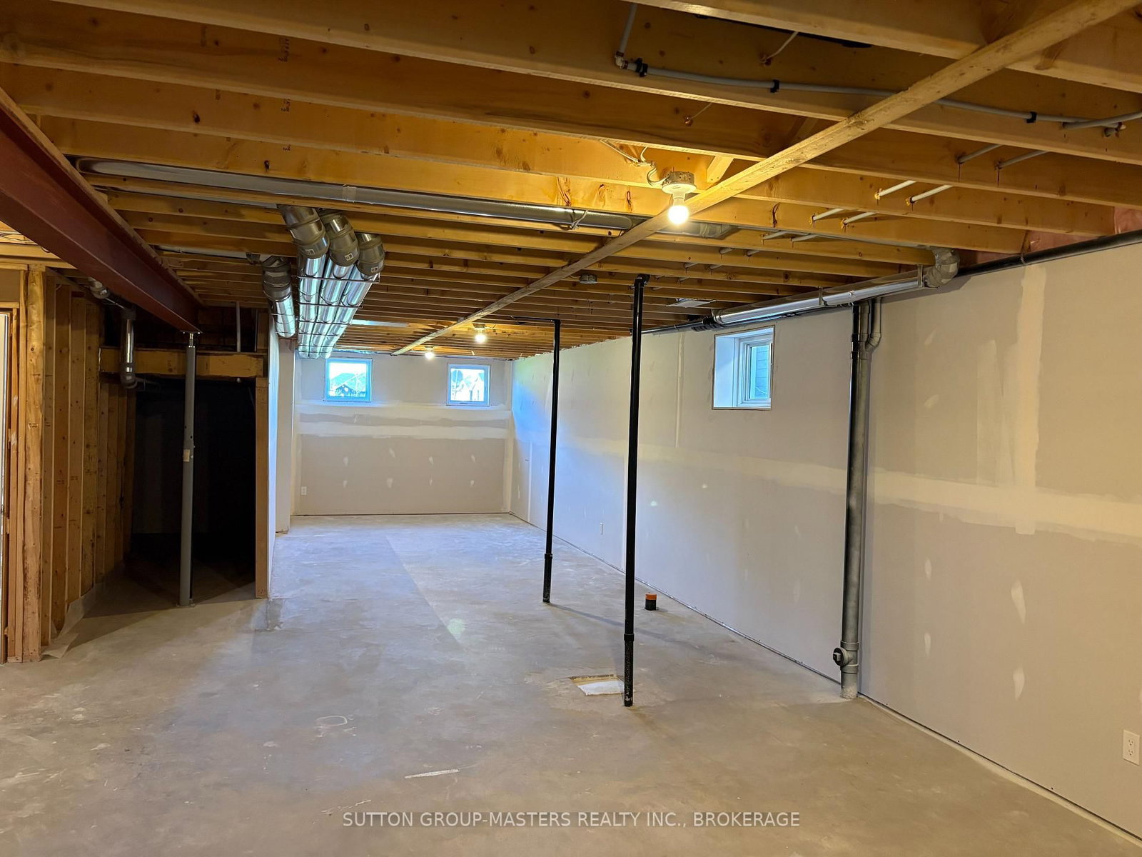 812 Windermere Drive • Kingston, ON photo 20