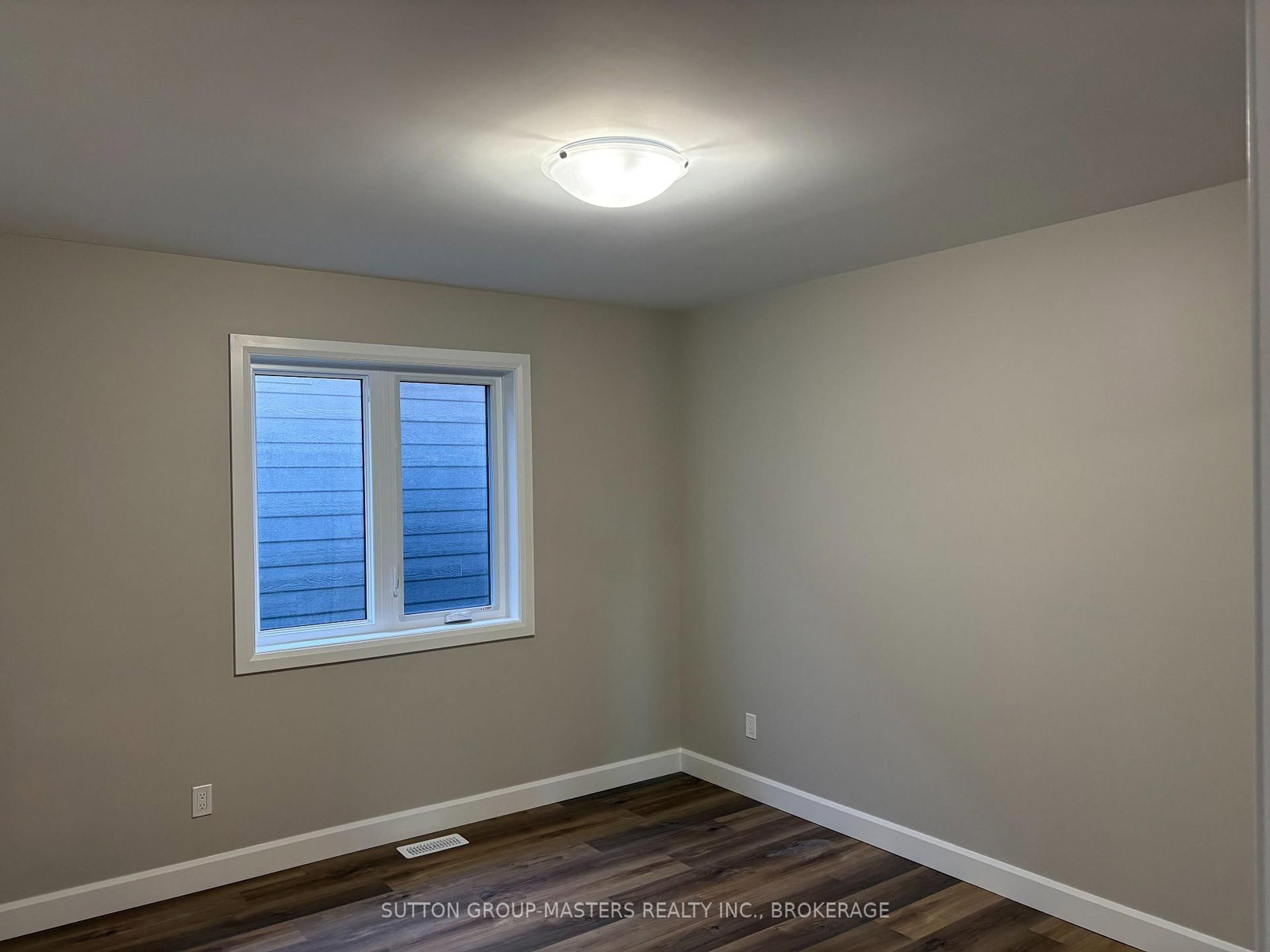 812 Windermere Drive • Kingston, ON photo 8