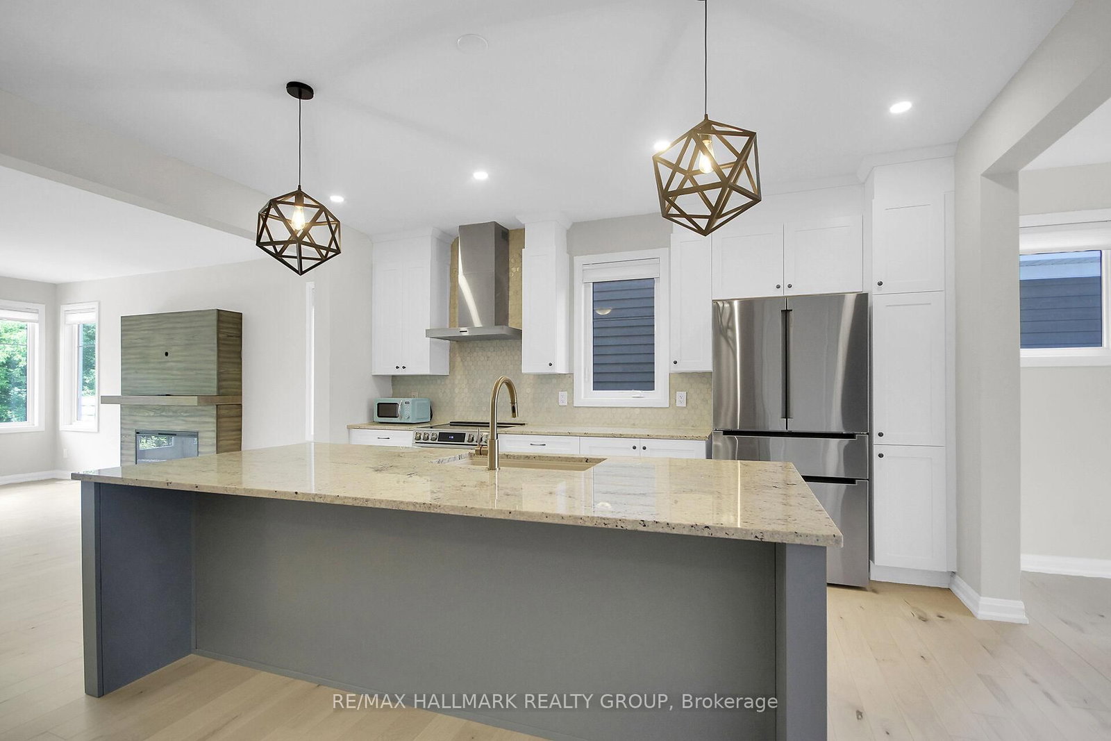 238 Pursuit Terrace • Richmond, ON photo 9