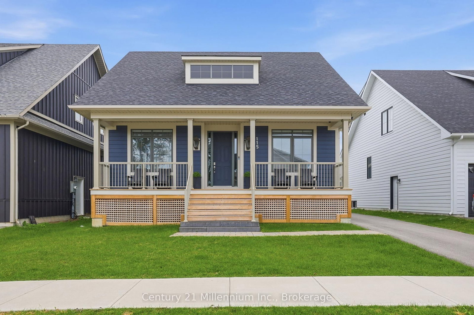 115 Courtland Street • Blue Mountains, ON photo 3