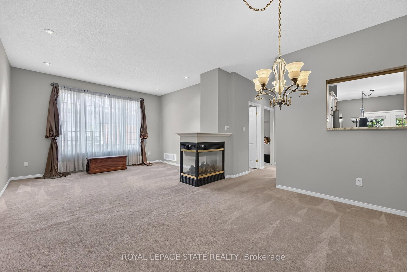 159 Thoroughbred Boulevard • Hamilton, ON photo 8