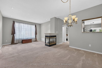 159 Thoroughbred Boulevard • Hamilton, ON photo 8