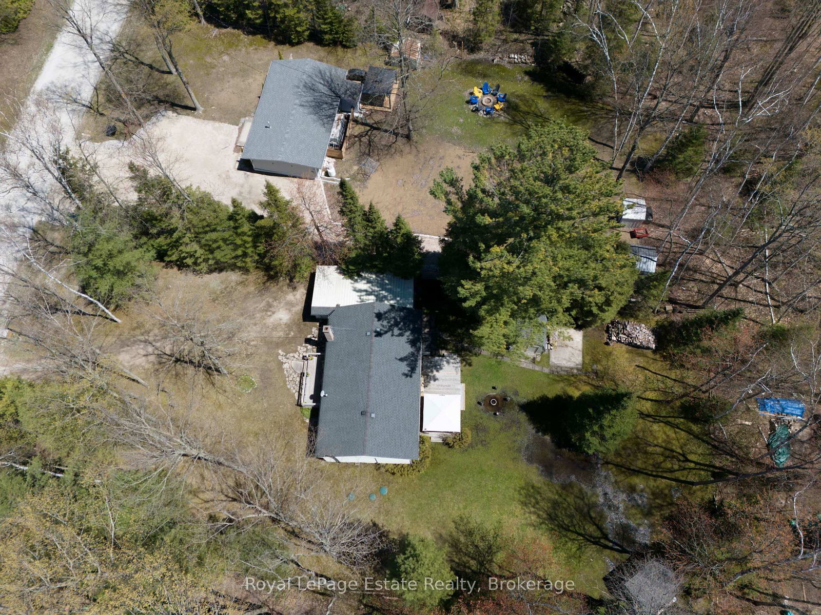 818 Sixth Street N • South Bruce Peninsula, ON photo 4